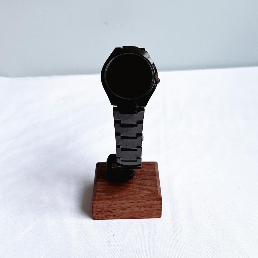 Jewelry And Watches Inc - C자형 시계 진열대, 장신구 보관대, 매장이나